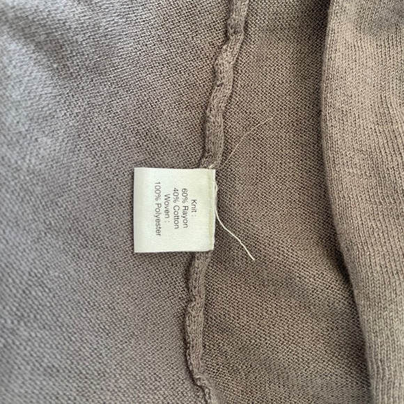 SAKS FIFTH AVENUE - Picture 3 of 3